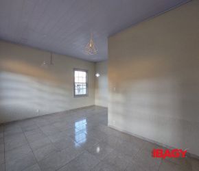 Casa no Bairro Estreito em Florianópolis com 160 m² - 107027