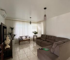 Casa no Bairro Ingleses em Florianópolis com 3 Dormitórios (1 suíte) e 250 m² - 4315