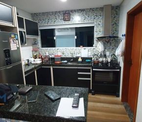 Casa no Bairro Ingleses em Florianópolis com 5 Dormitórios (2 suítes) e 199 m² - CA0639