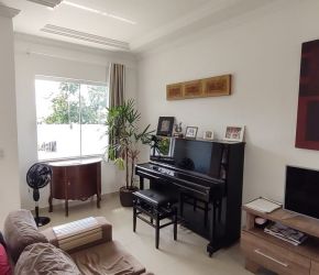 Casa no Bairro Ingleses em Florianópolis com 2 Dormitórios e 70 m² - SO0208