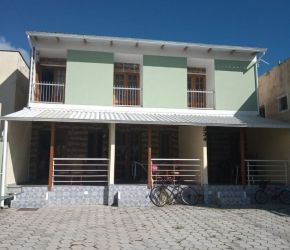 Casa no Bairro Ingleses em Florianópolis com 2 Dormitórios e 65 m² - SO0439