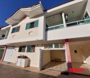 Casa no Bairro Ingleses em Florianópolis com 3 Dormitórios (1 suíte) e 110 m² - 122139