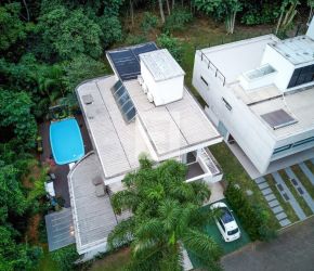 Casa no Bairro Itacorubí em Florianópolis com 3 Dormitórios (3 suítes) e 230 m² - 683