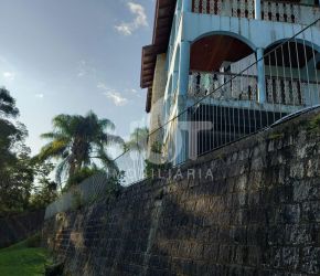 Casa no Bairro Itacorubí em Florianópolis com 4 Dormitórios (1 suíte) - 427761
