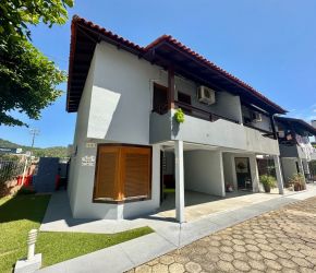 Casa no Bairro Jurerê em Florianópolis com 3 Dormitórios (1 suíte) e 97 m² - CA0294