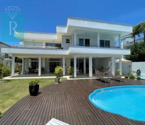Casa no Bairro Jurerê Internacional em Florianópolis com 6 Dormitórios (5 suítes) e 658 m² - CA001341