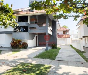 Casa no Bairro Jurerê Internacional em Florianópolis com 5 Dormitórios (1 suíte) e 309 m² - CA0886