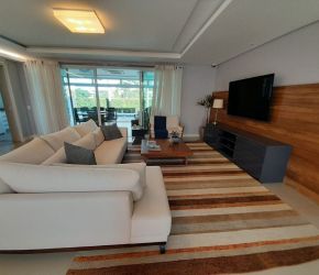 Casa no Bairro Jurerê Internacional em Florianópolis com 5 Dormitórios (5 suítes) e 429 m² - CA0254