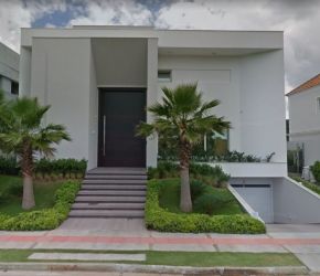 Casa no Bairro Jurerê Internacional em Florianópolis com 6 Dormitórios (6 suítes) e 800 m² - 1004