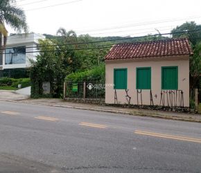 Casa no Bairro Lagoa da Conceição em Florianópolis com 3 Dormitórios (2 suítes) - 399562