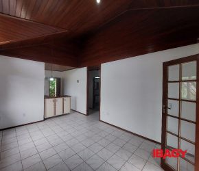 Casa no Bairro Lagoa da Conceição em Florianópolis com 3 Dormitórios e 136 m² - 122551