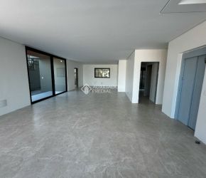 Casa no Bairro Lagoa da Conceição em Florianópolis com 4 Dormitórios (4 suítes) - 469852