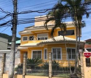 Casa no Bairro Monte Verde em Florianópolis com 3 Dormitórios (2 suítes) - 370854