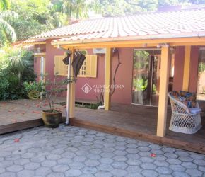Casa no Bairro Pântano do Sul em Florianópolis com 5 Dormitórios (3 suítes) - 485079