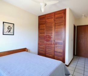 Casa no Bairro Praia Brava em Florianópolis com 3 Dormitórios (1 suíte) e 142 m² - CA0960