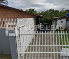 Casa no Bairro Ribeirão da Ilha em Florianópolis com 3 Dormitórios (1 suíte) e 89 m² - 18394