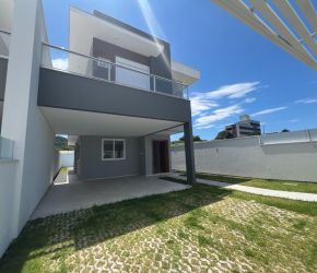 Casa no Bairro Rio Tavares em Florianópolis com 3 Dormitórios (3 suítes) - 444057