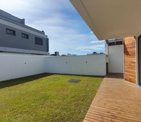 Casa no Bairro Rio Tavares em Florianópolis com 3 Dormitórios (1 suíte) - 469429