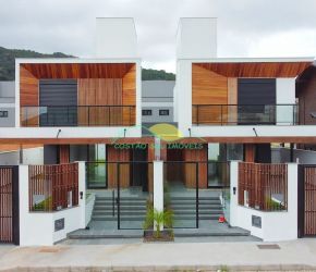 Casa no Bairro Rio Tavares em Florianópolis com 3 Dormitórios (3 suítes) e 195 m² - CA0167_COSTAO
