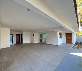 Casa no Bairro Rio Vermelho em Florianópolis com 3 Dormitórios (1 suíte) e 200 m² - CA0370