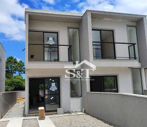 Casa no Bairro Rio Vermelho em Florianópolis com 3 Dormitórios (1 suíte) e 122 m² - SO0313