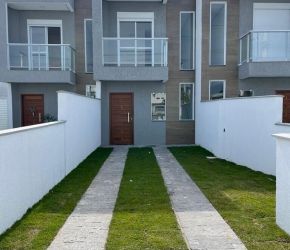 Casa no Bairro Rio Vermelho em Florianópolis com 2 Dormitórios (2 suítes) e 122 m² - 1017