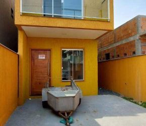 Casa no Bairro Rio Vermelho em Florianópolis com 3 Dormitórios (1 suíte) e 105 m² - CA1014