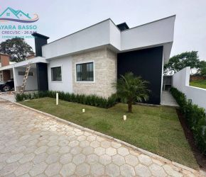 Casa no Bairro Rio Vermelho em Florianópolis com 3 Dormitórios (1 suíte) e 100 m² - CA1023