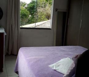 Casa no Bairro Rio Vermelho em Florianópolis com 4 Dormitórios (2 suítes) e 180 m² - SO0361
