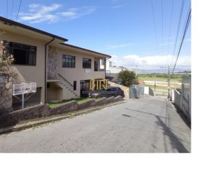 Casa no Bairro Saco dos Limões em Florianópolis com 4 Dormitórios (1 suíte) - C77
