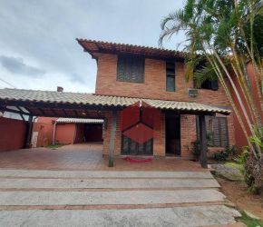 Casa no Bairro Santa Mônica em Florianópolis com 5 Dormitórios e 154 m² - CA0742