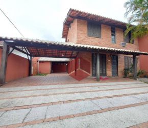 Casa no Bairro Santa Mônica em Florianópolis com 5 Dormitórios e 154 m² - CA0742