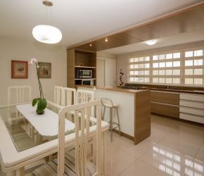 Casa no Bairro Santa Mônica em Florianópolis com 6 Dormitórios (3 suítes) - 431896