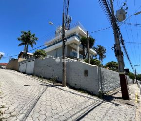Casa no Bairro Santinho em Florianópolis com 4 Dormitórios (1 suíte) - 17747