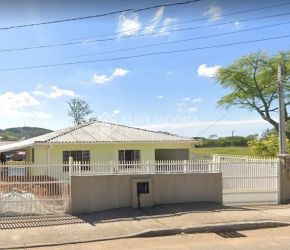 Casa no Bairro Vargem Grande em Florianópolis com 3 Dormitórios (1 suíte) - 371825
