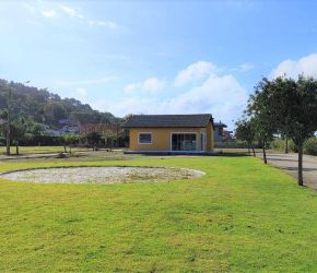 Terreno no Bairro Canasvieiras em Florianópolis com 400 m² - TE0025
