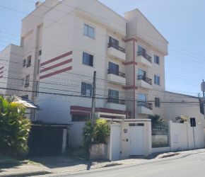 Apartamento no Bairro Santa Terezinha em Gaspar com 2 Dormitórios e 61 m² - ZF029