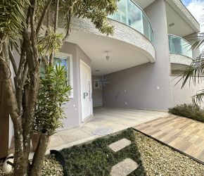 Casa no Bairro Bela Vista em Gaspar com 3 Dormitórios (1 suíte) e 186 m² - 3011033