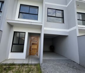 Casa no Bairro Santa Terezinha em Gaspar com 3 Dormitórios (1 suíte) e 138 m² - 35717926