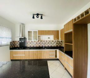 Apartamento no Bairro Centro em Indaial com 3 Dormitórios (1 suíte) e 135.45 m² - 4910439