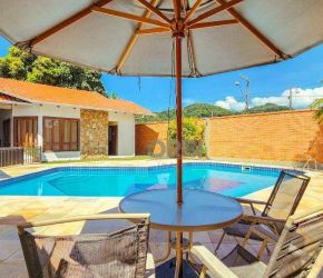 Casa no Bairro Estados em Indaial com 3 Dormitórios (3 suítes) e 355 m² - CA0684
