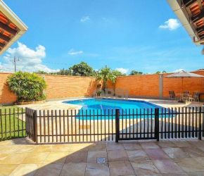 Casa no Bairro Estados em Indaial com 3 Dormitórios (3 suítes) e 355 m² - CA0684