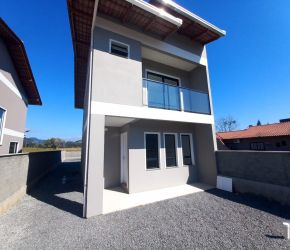 Casa no Bairro Estrada das Areias em Indaial com 3 Dormitórios (2 suítes) e 100 m² - 4071279