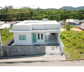 Casa no Bairro Estrada das Areias em Indaial com 3 Dormitórios e 102.76 m² - 590211017-49