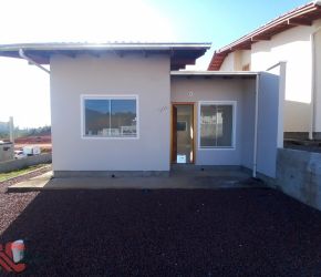 Casa no Bairro Ribeirão das Pedras em Indaial com 3 Dormitórios (1 suíte) - 4071249