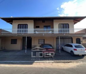 Casa no Bairro Tapajós em Indaial com 7 Dormitórios (2 suítes) - 5674