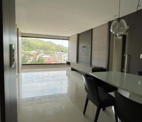 Apartamento no Bairro Fazenda em Itajaí com 2 Dormitórios (1 suíte) e 79.83 m² - AP0013