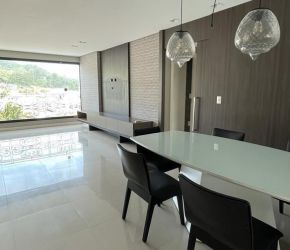 Apartamento no Bairro Fazenda em Itajaí com 2 Dormitórios (1 suíte) e 79.83 m² - AP0013