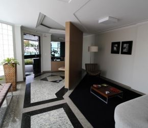 Apartamento no Bairro América em Joinville com 3 Dormitórios (1 suíte) e 140 m² - 2881