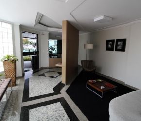 Apartamento no Bairro América em Joinville com 3 Dormitórios (1 suíte) e 140 m² - 2989